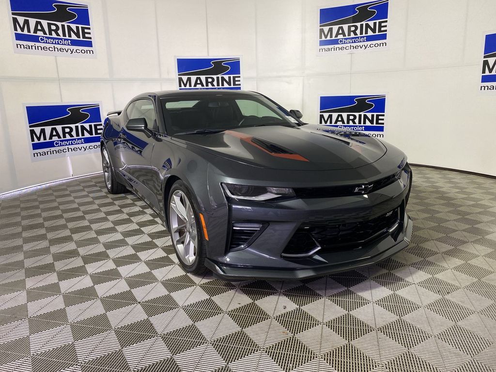 Nightfall Gray Metallic 2017 Chevrolet Camaro Coupe Rear-Wheel Drive 8-Speed Automatic