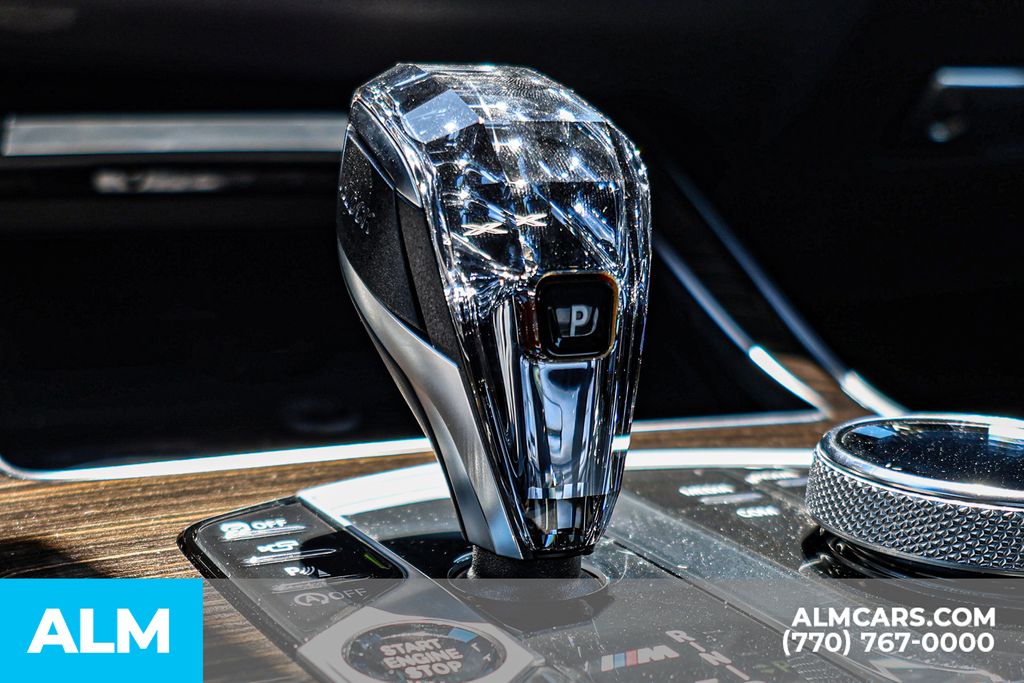 Used 2020 Black BMW M50i image 49