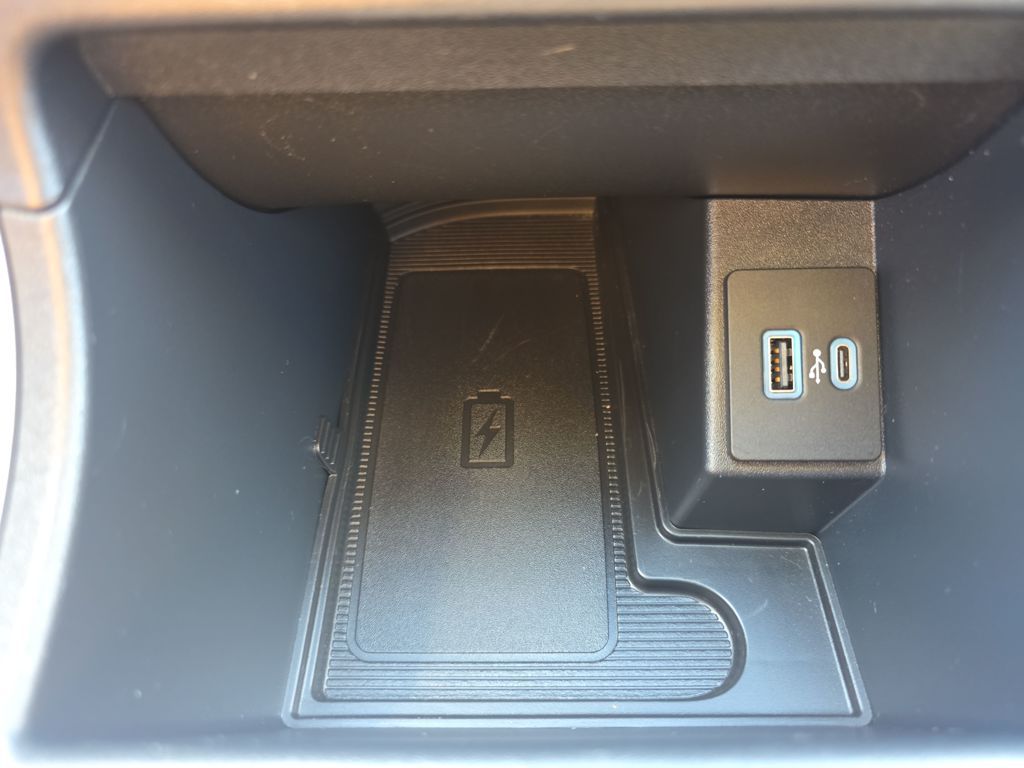 Certified Used 2024 Green Ford SEL image 31