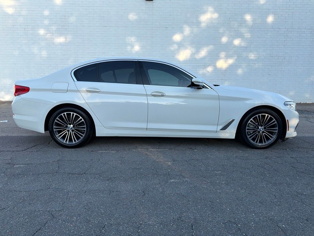 Alpine White 2018 BMW 5 Series Sedan Rear-Wheel Drive 8-Speed Automatic
