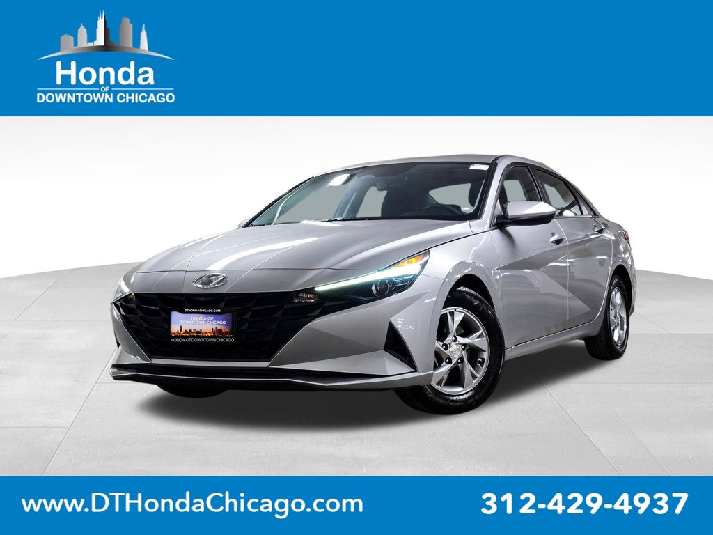 2023 Hyundai Elantra SE