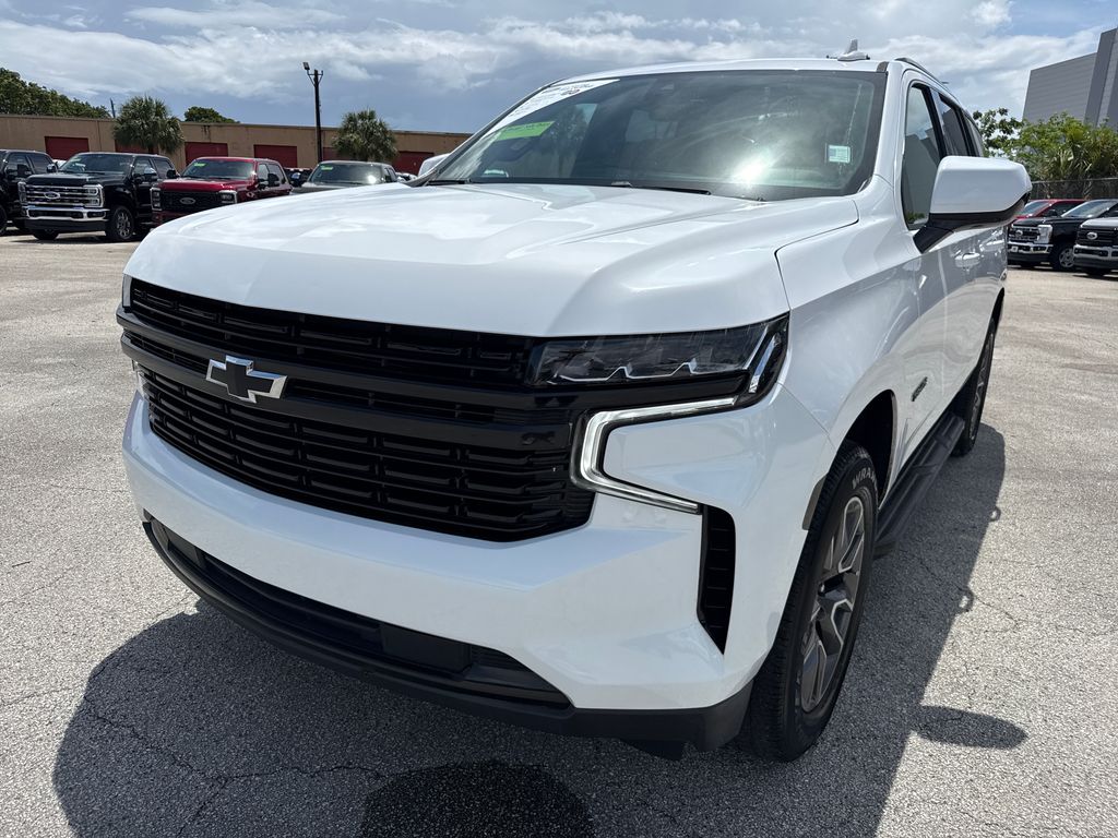 Used 2021 White Chevrolet LT image 6