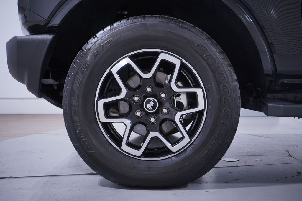 Thumbnail: 2023 Ford Bronco - 2