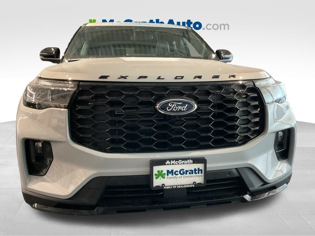 New 2026 White Ford ST-Line image 6