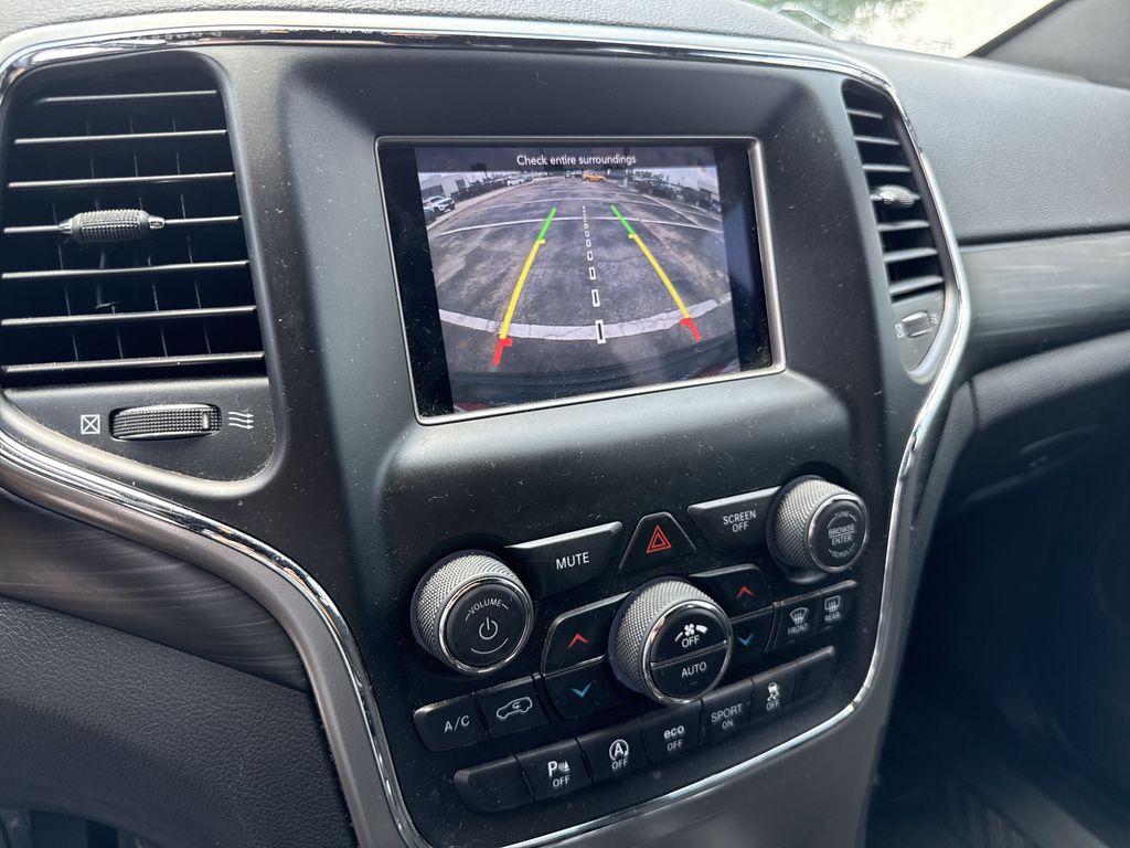 2020 Jeep Grand Cherokee Laredo E Black at Victoria Chrysler Dodge Jeep Ram