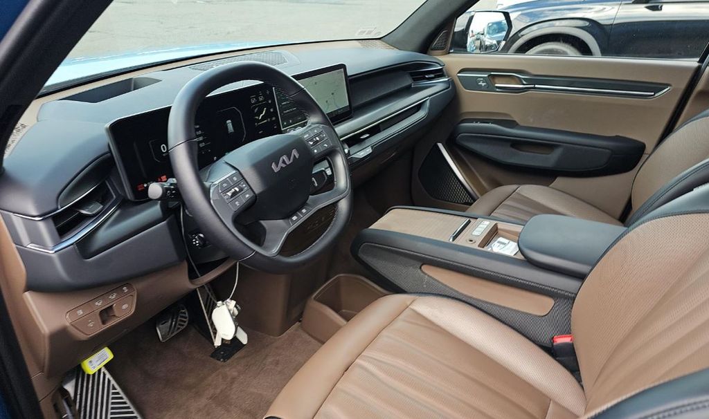 Used 2024 Blue Kia GT-Line image 5