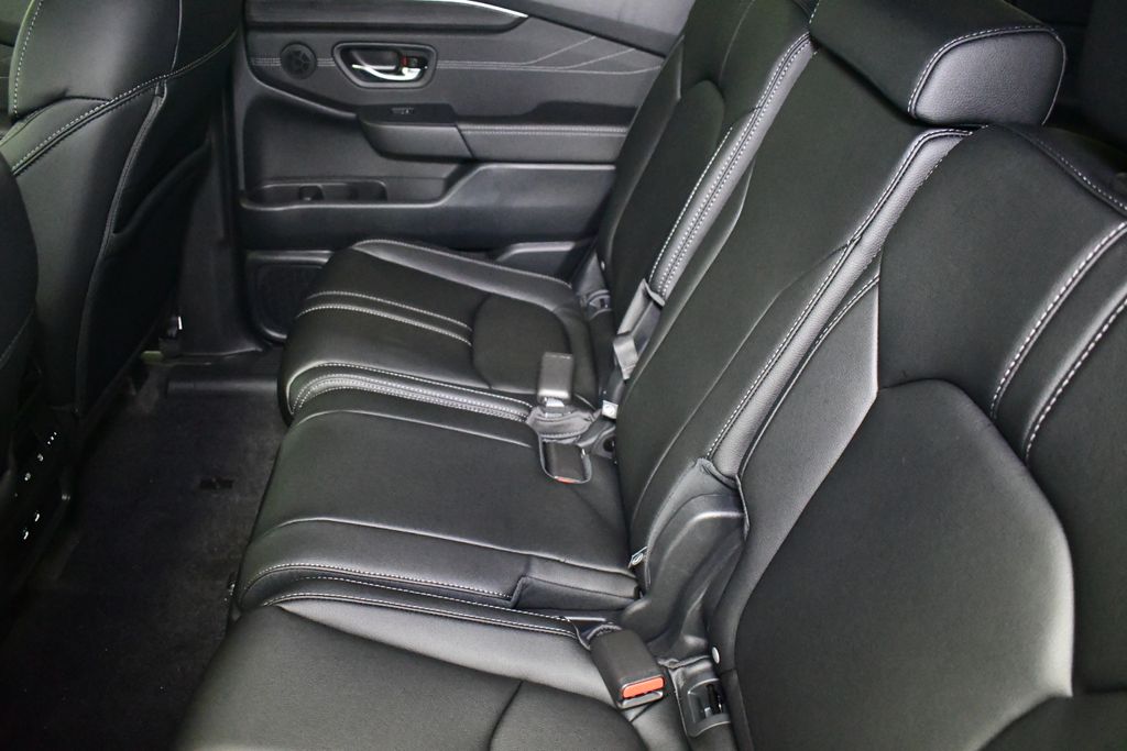 Thumbnail: 2026 Honda Pilot - 21