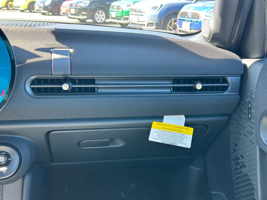 Thumbnail: 2026 MINI Cooper - 25