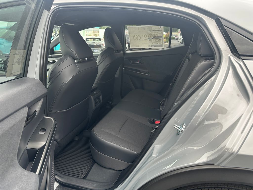 2026 Toyota C-HR SE