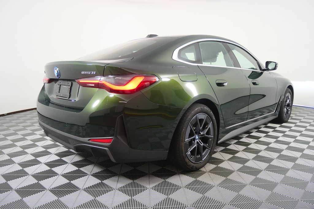 Thumbnail: 2024 BMW i4 - 3
