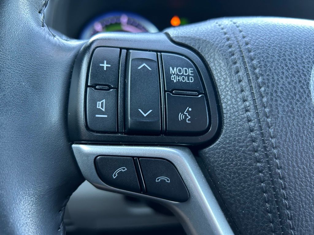 2019 Toyota Highlander Limited 21
