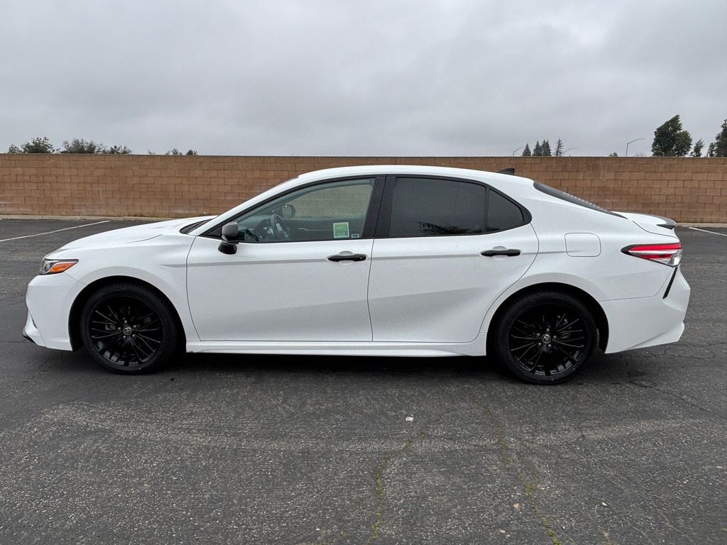 Thumbnail: 2020 Toyota Camry - 8