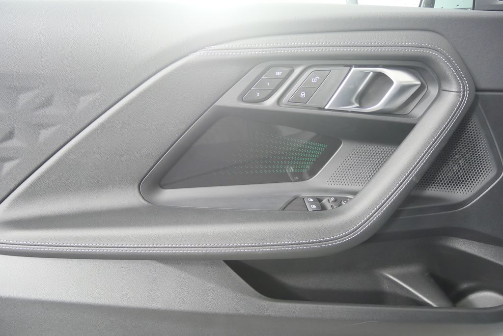 Thumbnail: 2026 BMW 2 Series - 8