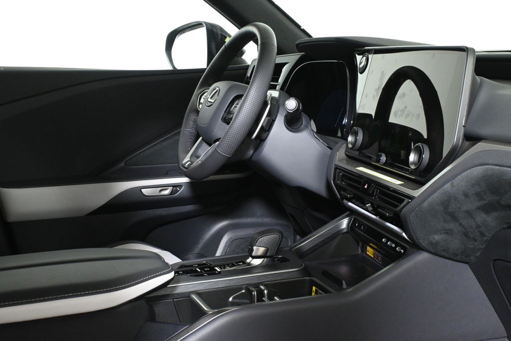 Thumbnail: 2026 Lexus TX - 32