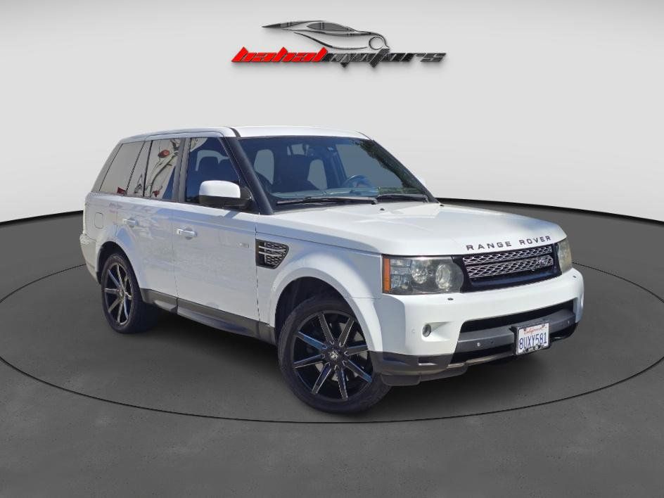 White 2013 Land Rover Range Rover Sport HSE LUX SUV / Crossover Four-Wheel Drive 6-Speed Automatic