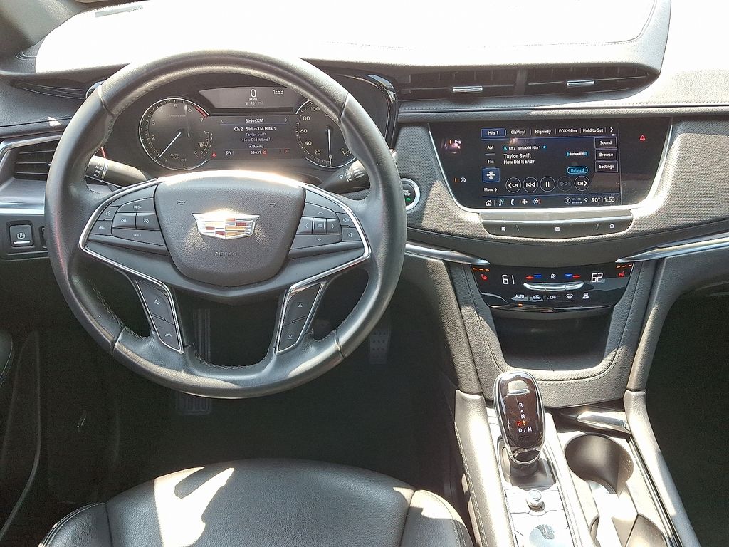 Thumbnail: 2021 Cadillac XT5 - 12