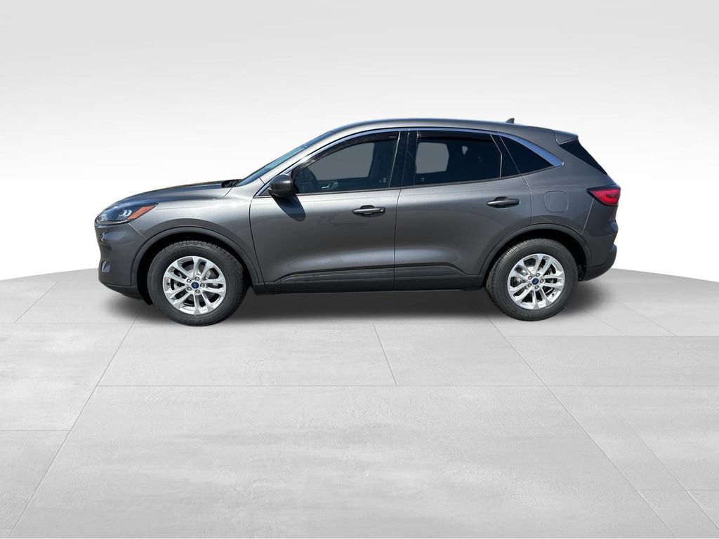 2021 Carbonized Gray Metallic Ford Escape SE FWD SUV