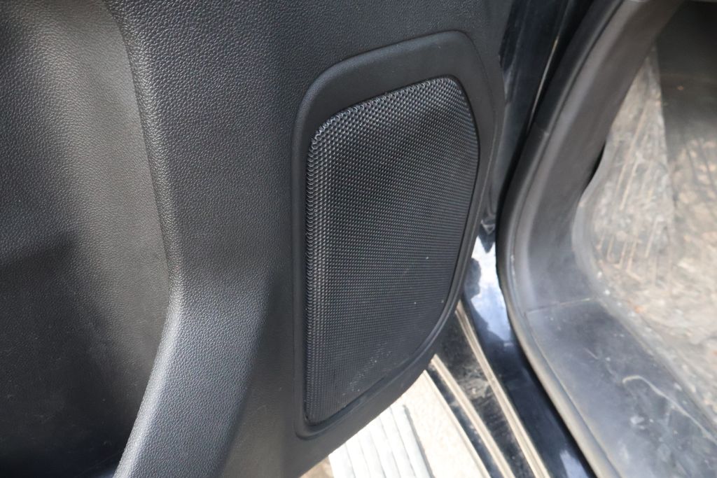 Thumbnail: 2021 GMC Sierra 3500 - 16