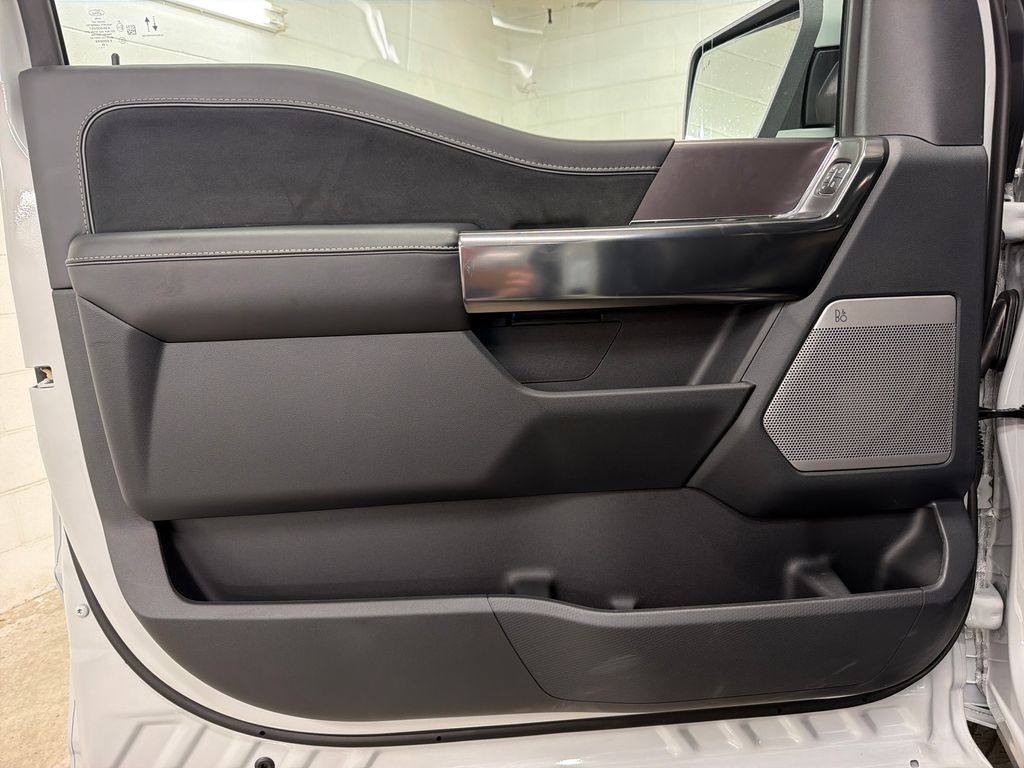 New 2026 White Ford Platinum image 15