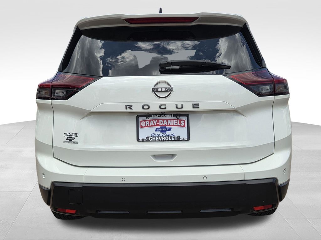 Used 2024 Nissan Rogue SUV