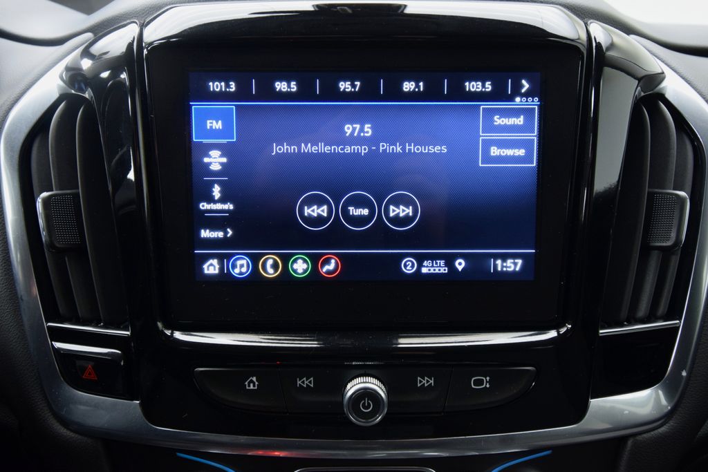 used 2020 Chevrolet Traverse car, priced at $20,000