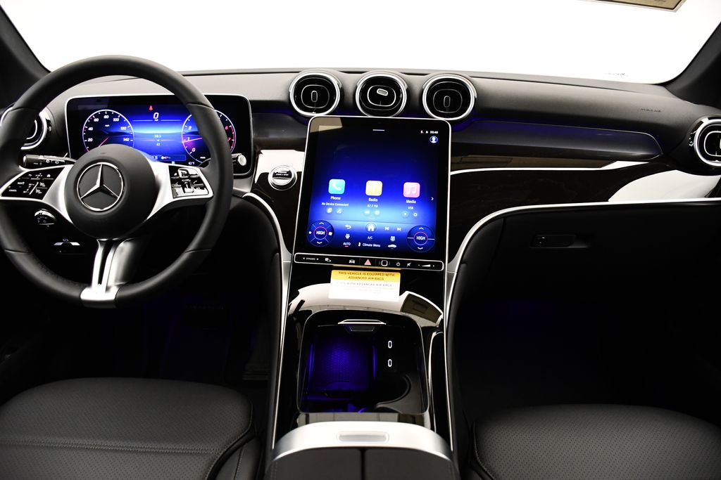 Thumbnail: 2025 Mercedes-Benz GLC - 18