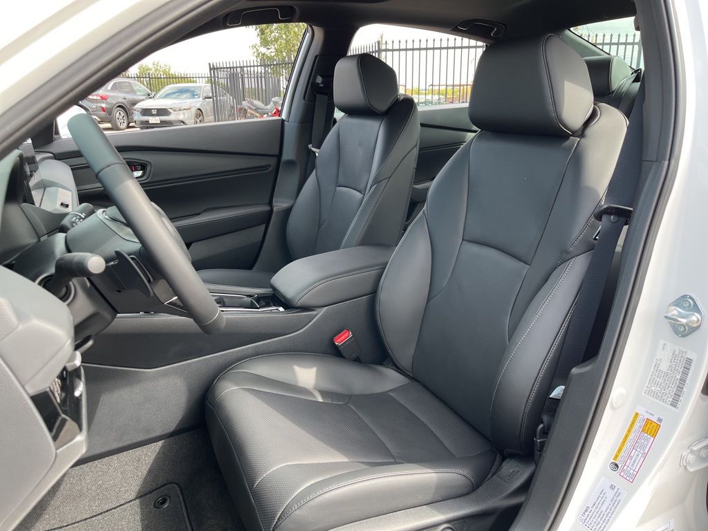 Thumbnail: 2025 Honda Accord - 13