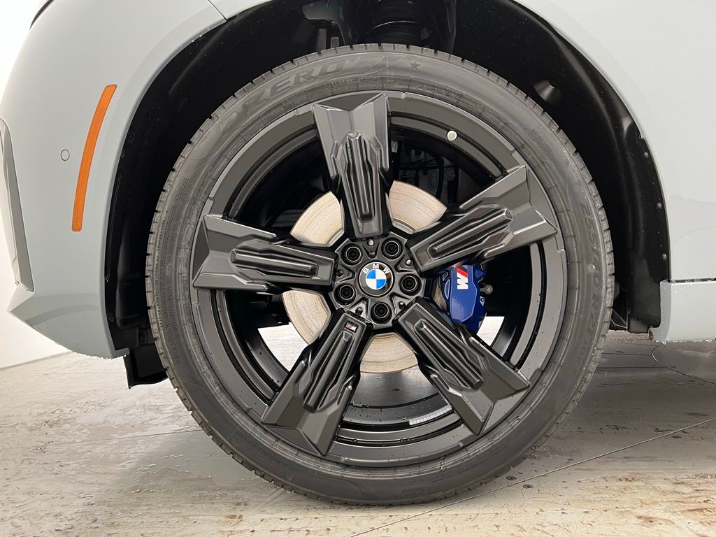 Thumbnail: 2026 BMW X3 - 21