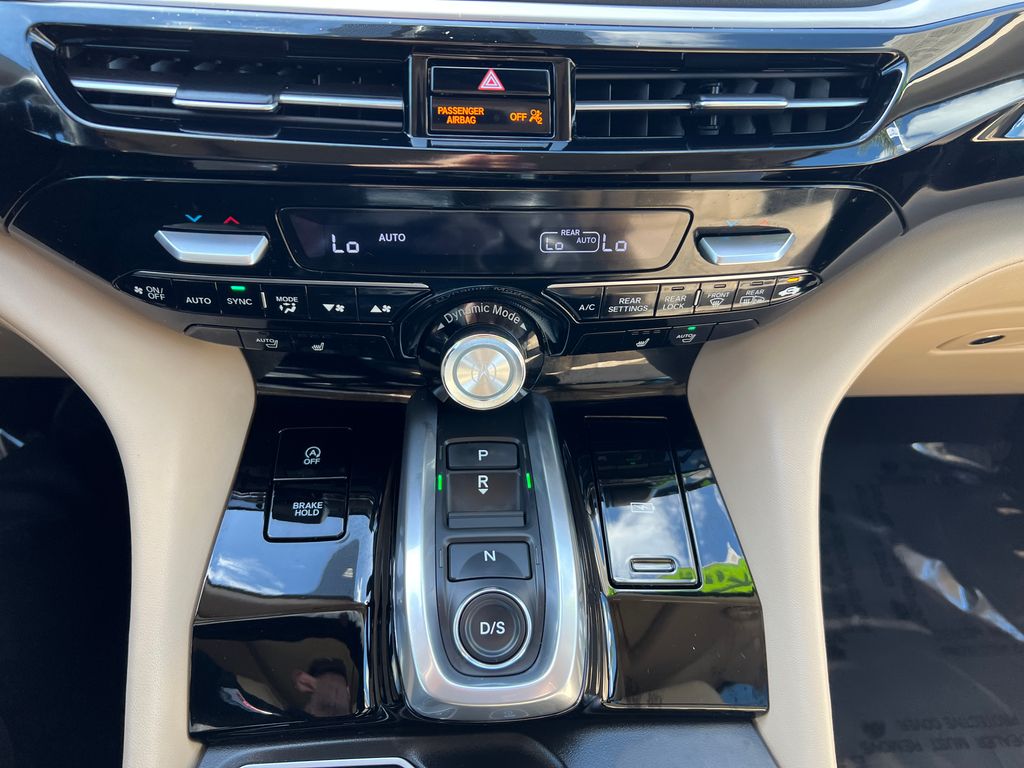 Thumbnail: 2023 Acura MDX - 20