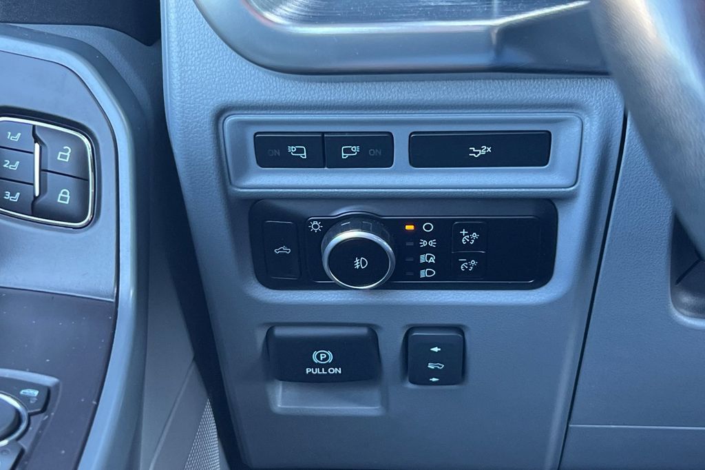 2023 Ford F-150 Lariat - Photo 32