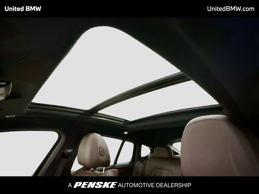 Thumbnail: 2022 BMW X4 - 12