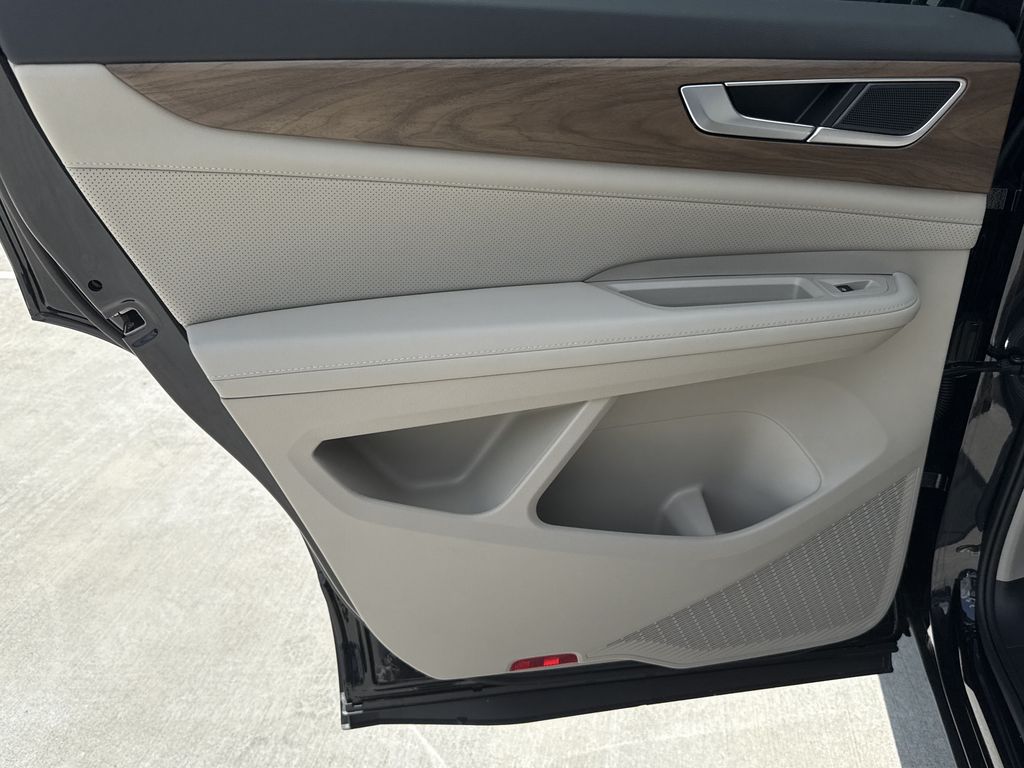 2026 Volkswagen Atlas 2.0T SE Black at DeMontrond Auto Country