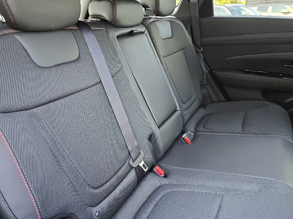 Thumbnail: 2025 Hyundai Tucson - 25