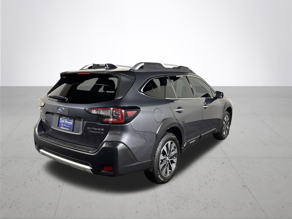 2025 Subaru Outback Touring XT