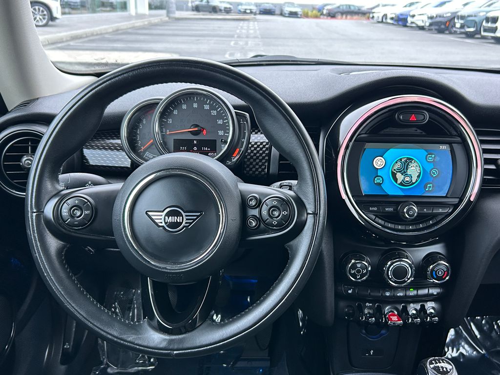 Thumbnail: 2019 MINI Cooper - 16