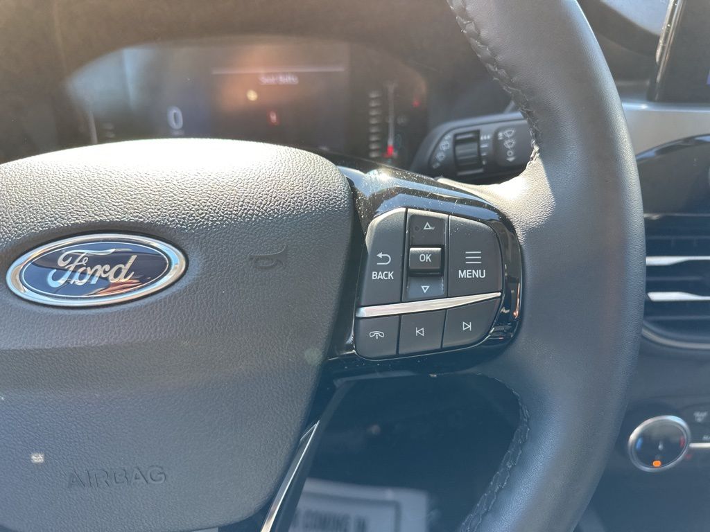 2023 Ford Escape Active 39