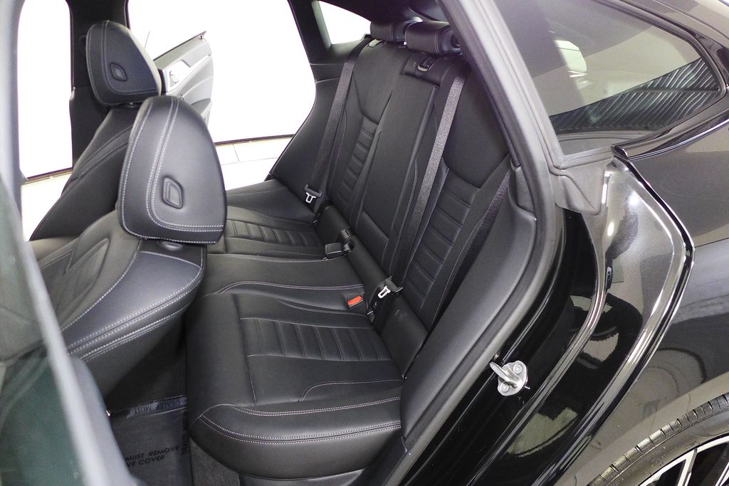 Thumbnail: 2022 BMW i4 - 21