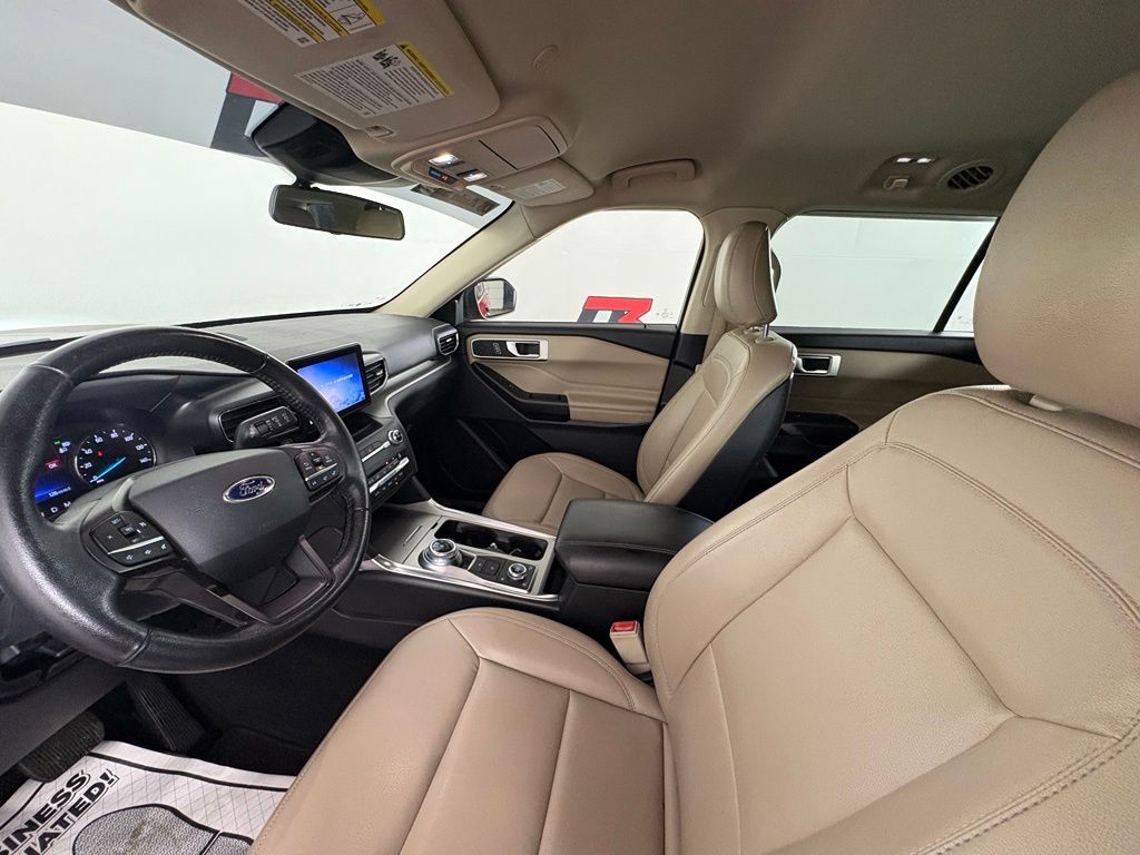 2020 Ford Explorer #14