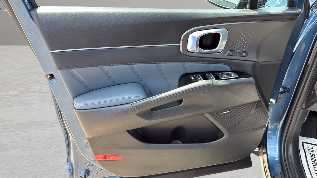 2025 Kia Sorento Hybrid