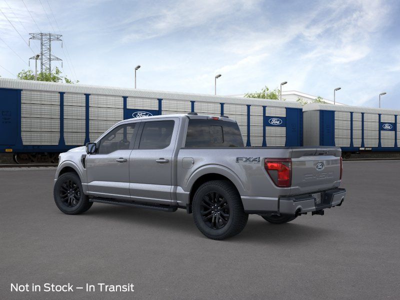 New 2026 Carbonized Gray Metallic Ford XLT image 4