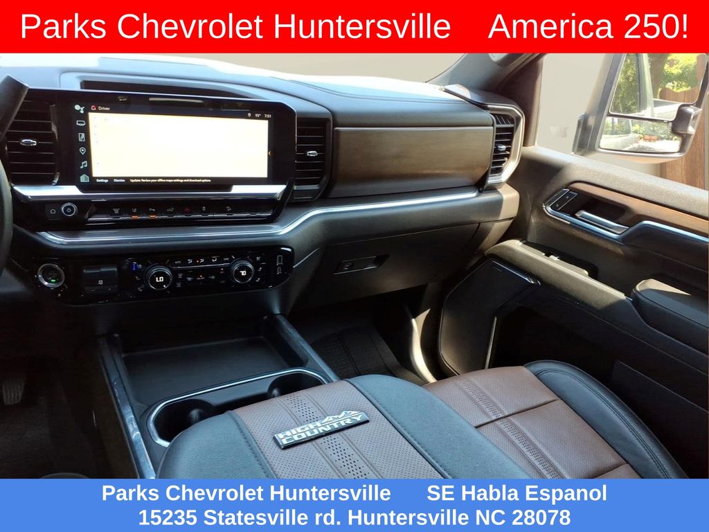 ChevroletSilverado 3500HD24