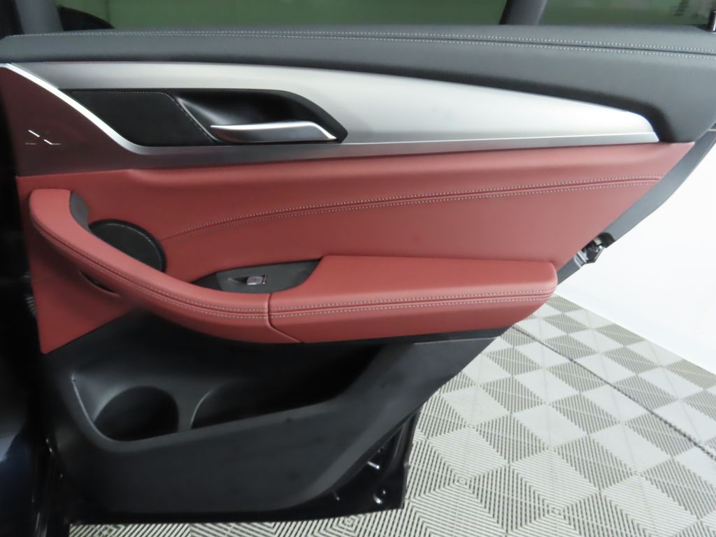 Thumbnail: 2021 BMW X4 - 28