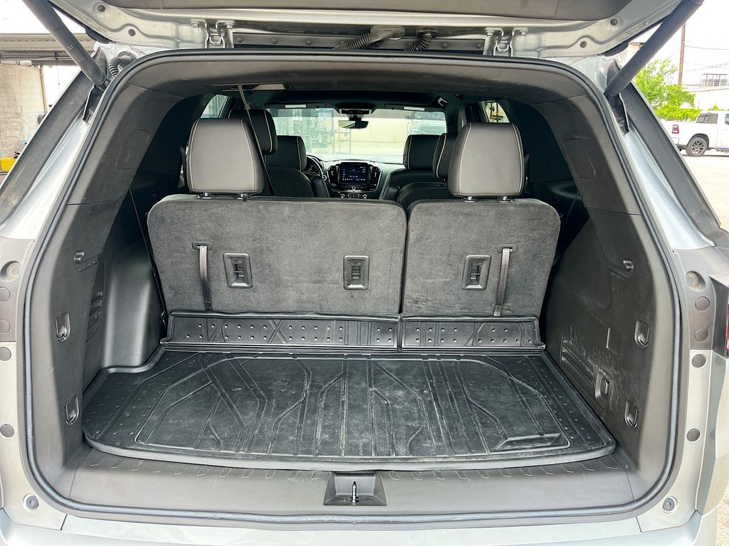 2023 Chevrolet Traverse Premier Gray at North Houston Mitsubishi