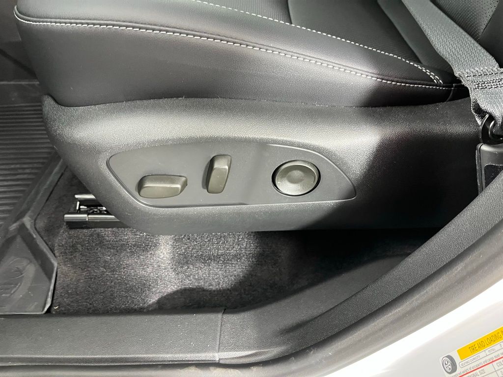 Thumbnail: 2026 Chevrolet Traverse - 27