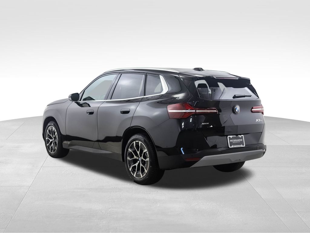 Thumbnail: 2026 BMW X3 - 3