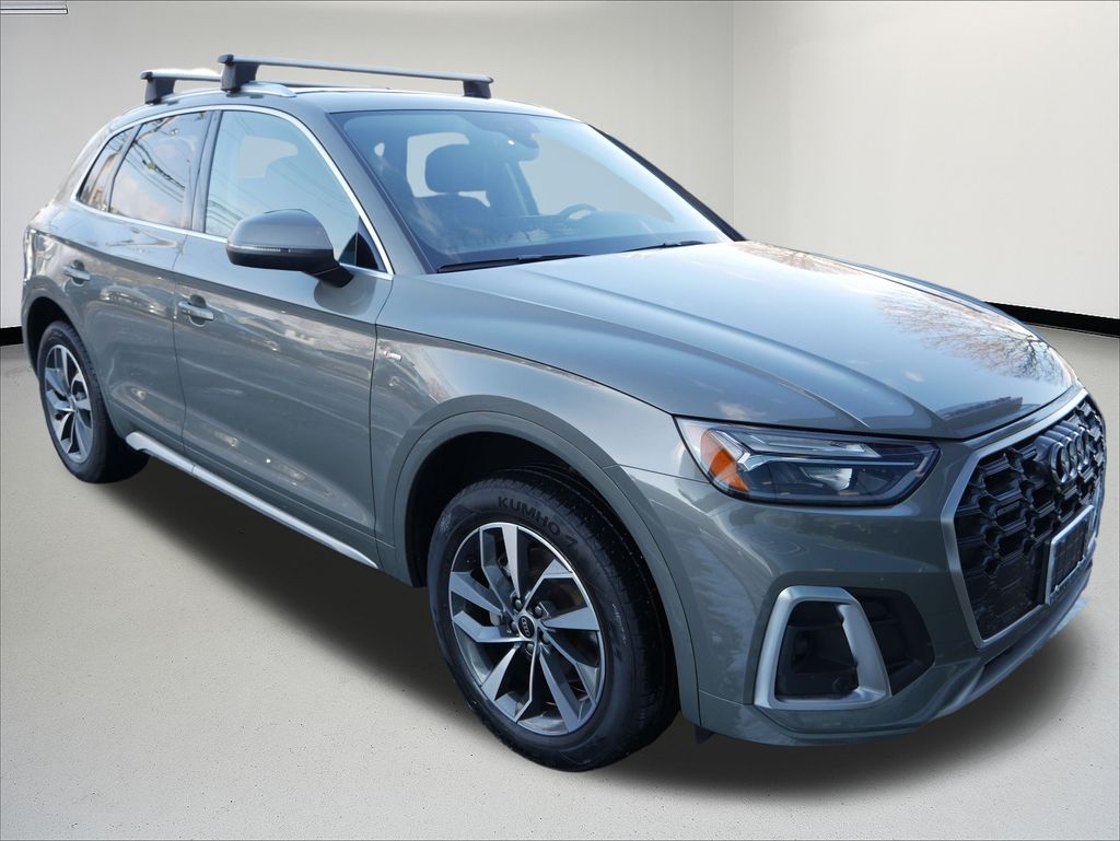Thumbnail: 2023 Audi Q5 - 7