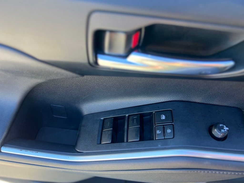 Used 2022 Toyota Highlander SUV