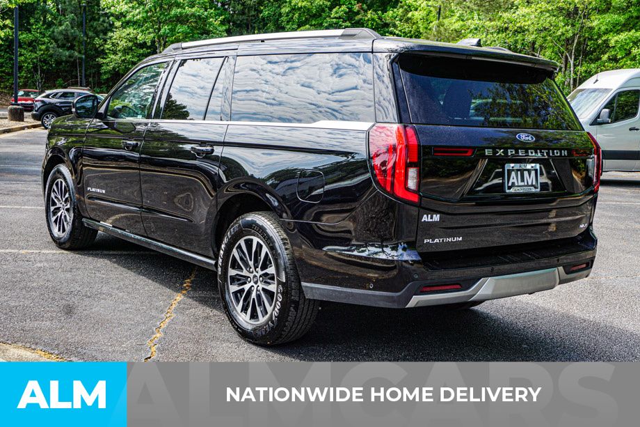 Used 2025 Black Ford Platinum image 5