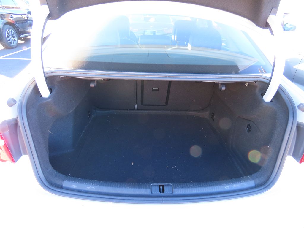 Thumbnail: 2015 Audi A3 - 12