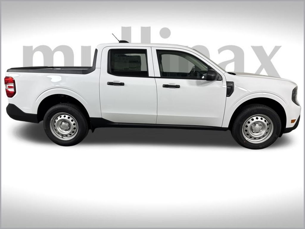 2025 Ford Maverick XL photo 14